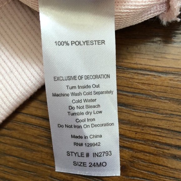 New Btween 2 piece matching holiday outfit with sequins & dog w/pkg design. 24M - Picture 8 of 8